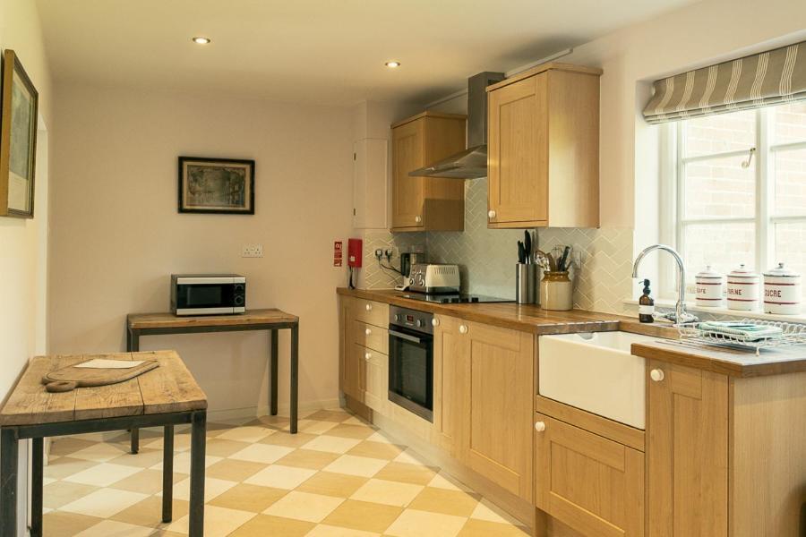 Fritton Lake - The Clubhouse Great Yarmouth Extérieur photo